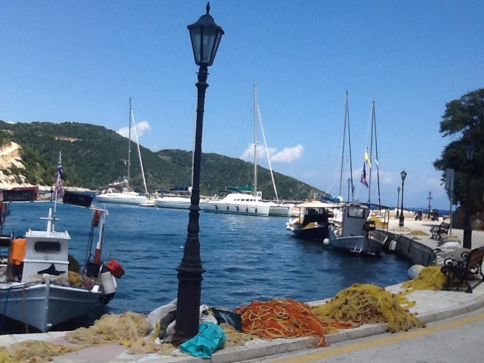 Hotel Nostos Frikes ภายนอก รูปภาพ