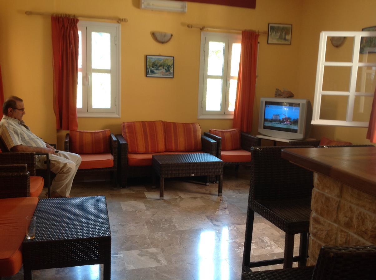 Hotel Nostos Frikes ภายนอก รูปภาพ